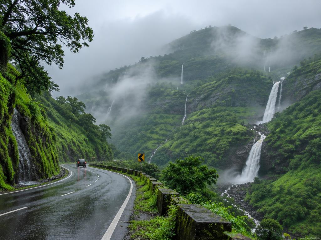 Intercity, City Trips & Ghats